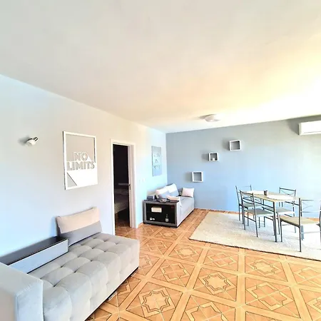 2 Apartman Aheloj